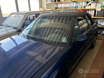 Usata Rover 200 103 CV (75 kW) 1994 Blu Cabrio