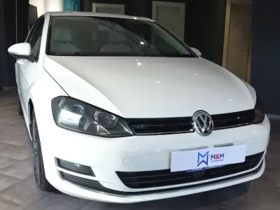 Usata VW Golf VII Comfortline 105 CV (77 kW) 2015 Bianco Berlina