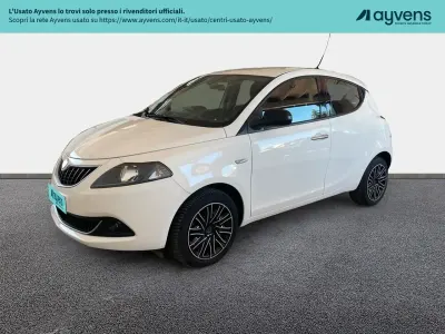 Usata Lancia Ypsilon Gold 69 CV (50 kW) 2022 Bianco Utilitaria