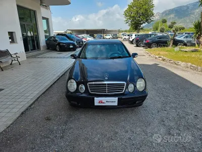 Usata Mercedes CLK200 Avantgarde 163 CV (119 kW) 2001 Blu Coupé