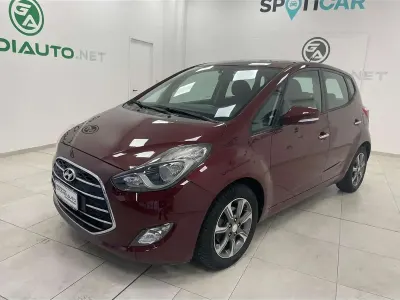Usata Hyundai ix20 Xpossible 90 CV (66 kW) 2016 Rosso Utilitaria