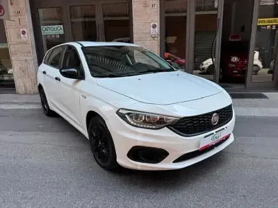 Usata Fiat Tipo Street 95 CV (69 kW) 2020 Bianco Station wagon