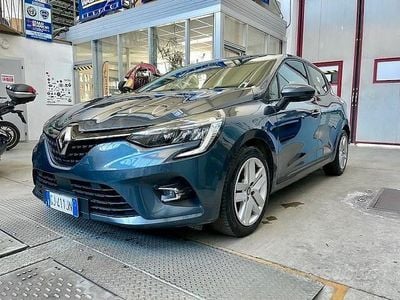 Usata Renault Clio V Business 91 CV (66 kW) 2022 Grigio Berlina