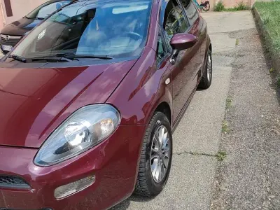 Usata Fiat Grande Punto 77 CV (56 kW) 2012 Utilitaria