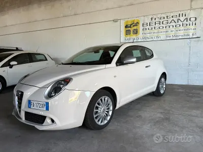 Second-hand Alfa Romeo MiTo 77 CP (56 kW) 2015 Alb Hatchback