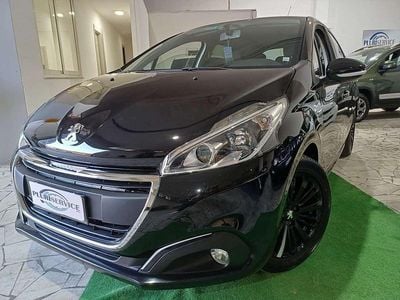 Nero Usata 2018 Peugeot 208 Allure Utilitaria | 6900 € (Ottimo prezzo)