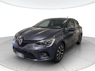 Usata Renault Clio V Business 91 CV (66 kW) 2021 Grigio Berlina