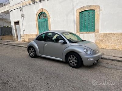 Usata VW New Beetle 2003 Utilitaria