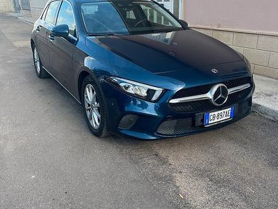 Usata Mercedes A180 116 CV (85 kW) 2020 Blu Berlina