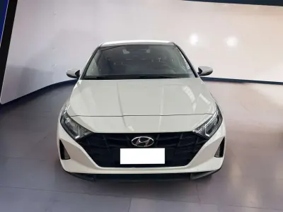 Usata Hyundai i20 84 CV (61 kW) 2021 Bianco Utilitaria