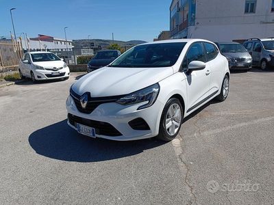 Usata Renault Clio V Intens 90 CV (66 kW) 2022 Berlina