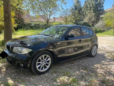 Usata BMW 120 2006 Nero Utilitaria