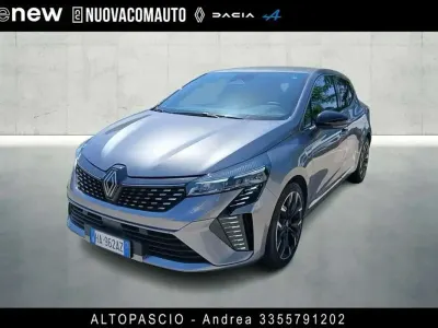 Usata Renault Clio V Techno 101 CV (74 kW) 2025 Grigio scisto Berlina