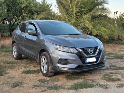 Usata Nissan Qashqai 131 CV (96 kW) 2018 Grigio SUV
