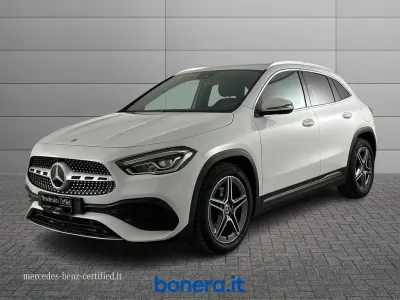 Usata Mercedes GLA200 Premium 150 CV (110 kW) 2022 Bianco SUV