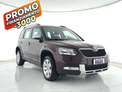Usata Skoda Yeti Elegance 140 CV (102 kW) 2014 Prugna SUV