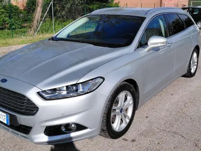 Usata Ford Mondeo 179 CV (131 kW) 2016 Argento Station wagon