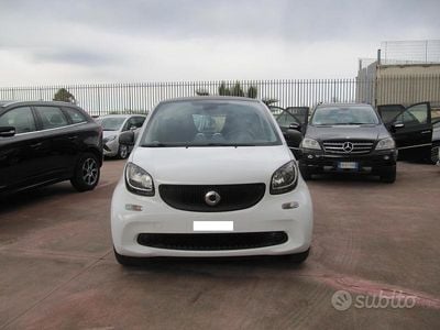 Usata Smart ForTwo Coupé Prime 71 CV (52 kW) 2015 Bianco Utilitaria