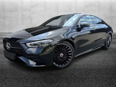 Usata Mercedes CLA200 AMG Line Premium 150 CV (110 kW) 2025 Nero Berlina