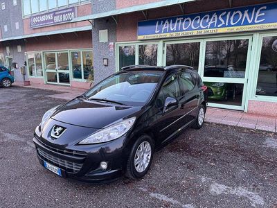 Usata Peugeot 207 95 CV (69 kW) 2012 Nero Utilitaria