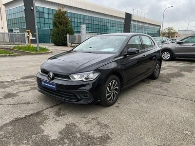 Usata VW Polo Life 95 CV (69 kW) 2023 Nero Utilitaria