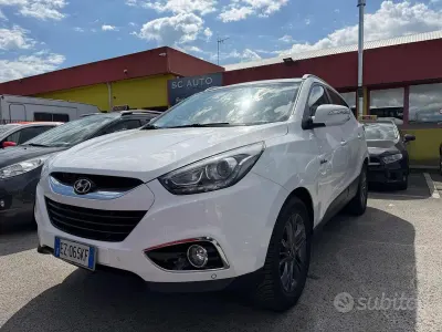 Usado Hyundai ix35 Comfort 135 HP (99 kW) 2015 Branco SUV