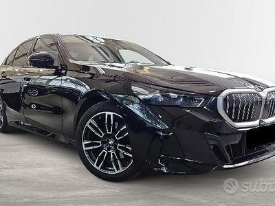 Usata BMW 520 M Sport 197 CV (144 kW) 2024 Nero Berlina
