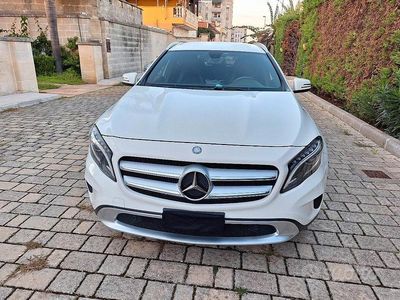 Usata Mercedes GLA200 Premium 136 CV (100 kW) 2014 Bianco SUV