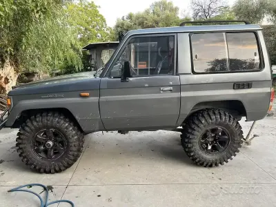 Usata Toyota Land Cruiser 86 CV (63 kW) 1989 SUV