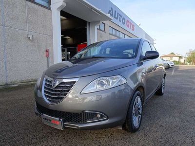 usata Lancia Ypsilon Ypsilon0.9 TwinAir 85 CV S&S Platinum