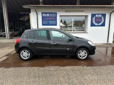 Usata Renault Clio II Dynamique 85 CV (62 kW) 2007 Nero Berlina