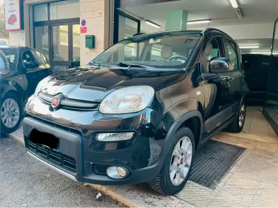Occasion Fiat Panda 4x4 75 ch (55 kW) 2014 Noir Citadine
