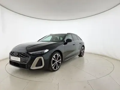Nuova Audi A5 S-Line 204 CV (150 kW) 2025 Nero mito metallizzato Station wagon