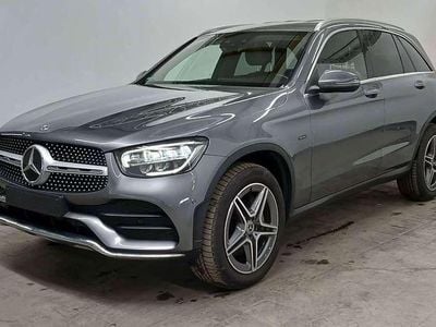 Usata Mercedes GLC300e Premium 194 CV (142 kW) 2021 Grigio selenite SUV