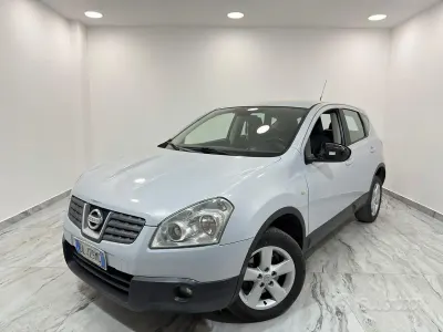 Begagnad Nissan Qashqai Acenta 150 HK (110 kW) 2008 Grå SUV