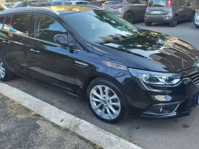 Usata Renault Mégane GrandTour Intens 116 CV (85 kW) 2020 Nero Station wagon
