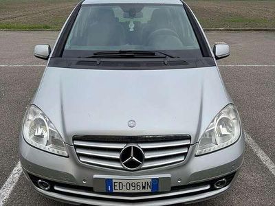 Usata Mercedes A160 95 CV (69 kW) 2010 Argento Monovolume