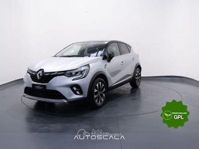 Usata Renault Captur Techno 91 CV (66 kW) 2024 Grigio SUV
