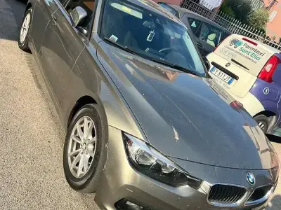 Usata BMW 318 Advantage 150 CV (110 kW) 2016 Bronzo Station wagon