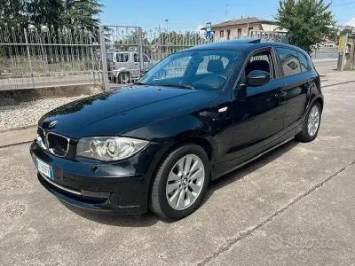 Usata BMW 116 116 CV (85 kW) 2010 Nero Utilitaria