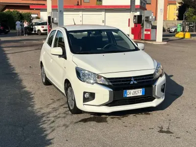 Usata Mitsubishi Space Star 71 CV (52 kW) 2022 Bianco Utilitaria