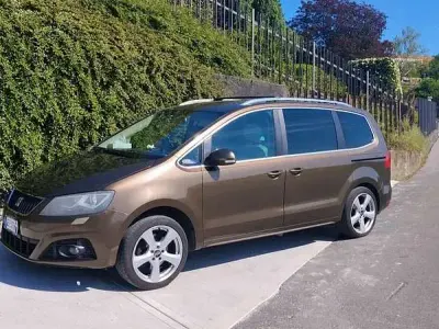 Usata Seat Alhambra Style 140 CV (102 kW) 2010 Marrone Monovolume