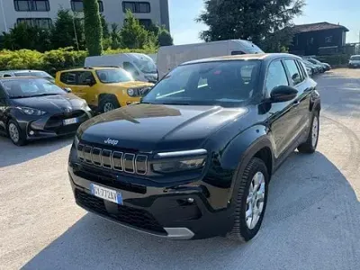 Usata Jeep Avenger Altitude 101 CV (74 kW) 2025 Nero SUV