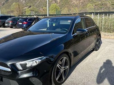 Usata Mercedes A180 Premium 116 CV (85 kW) 2018 Nero Berlina