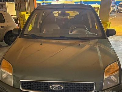 Usata Ford Fusion 80 CV (58 kW) 2006 Verde Berlina