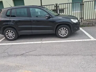 Usata VW Tiguan 140 CV (102 kW) 2011 Nero SUV