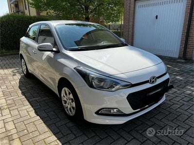 Usata Hyundai i20 Classic 75 CV (55 kW) 2015 Bianco Utilitaria