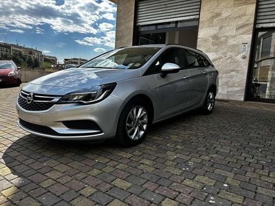 Usata Opel Astra Business 110 CV (80 kW) 2018 Other Station wagon