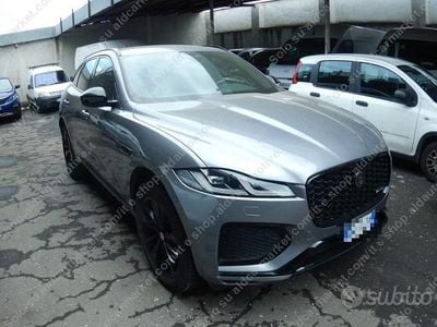 Usata Jaguar F-Pace R-Dynamic 250 CV (183 kW) 2022 Grigio SUV