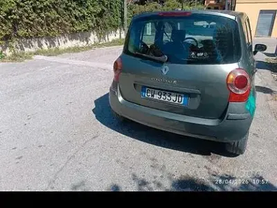Usata Renault Modus 85 CV (62 kW) 2005 Monovolume